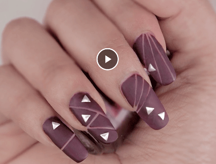 Beauty demo nails